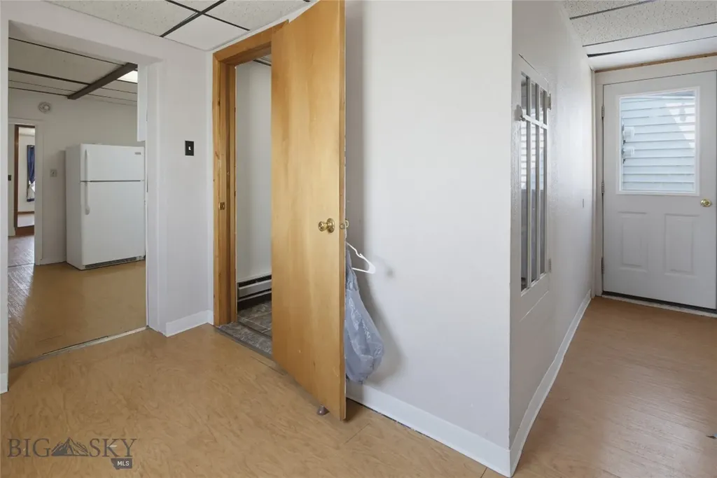 925 W Woolman Butte MT 59701