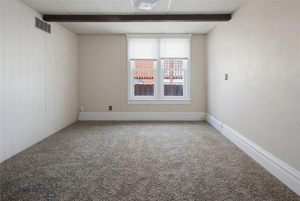 925 W Woolman Butte MT 59701