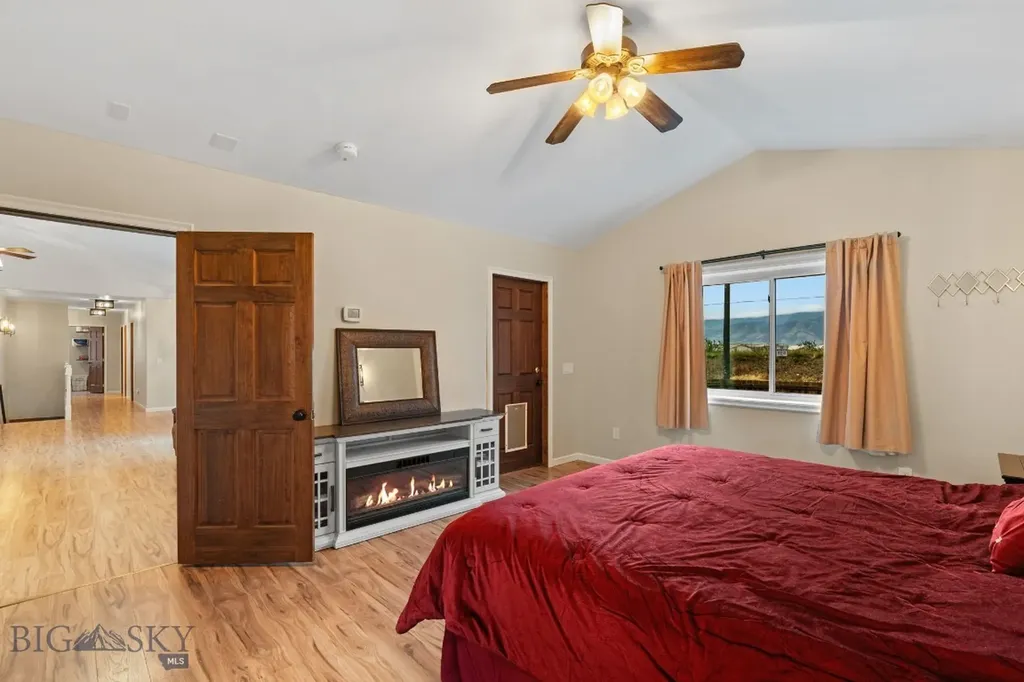 1113 E Gallatin Avenue Belgrade MT 59714