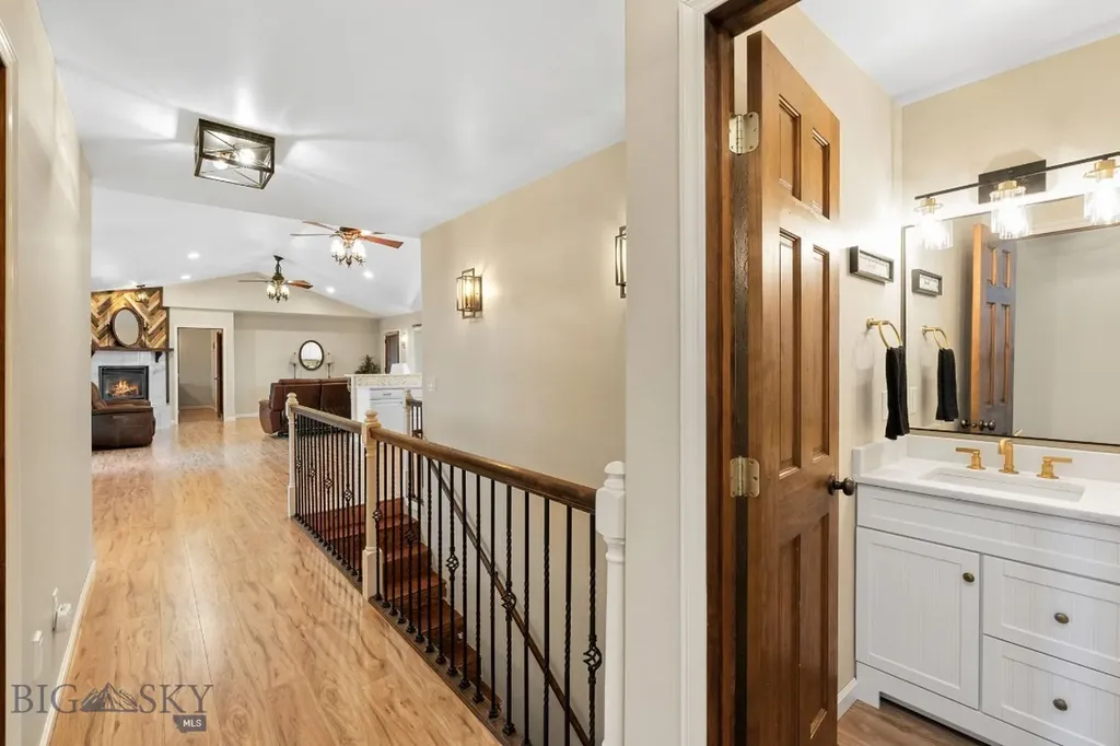 1113 E Gallatin Avenue Belgrade MT 59714