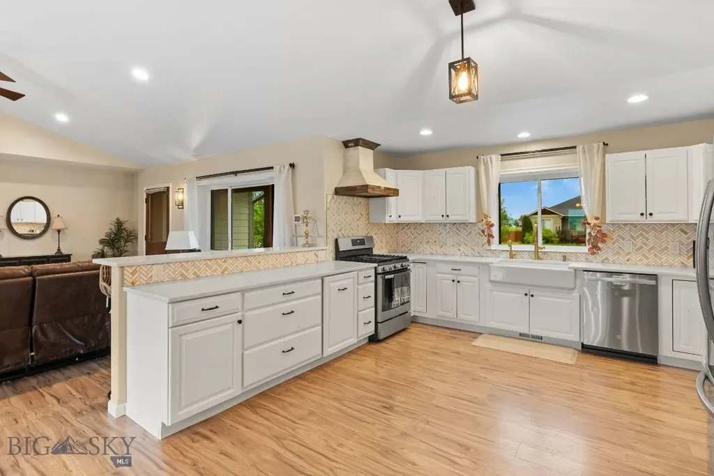 1113 E Gallatin Avenue Belgrade MT 59714