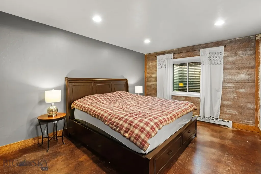 1113 E Gallatin Avenue Belgrade MT 59714
