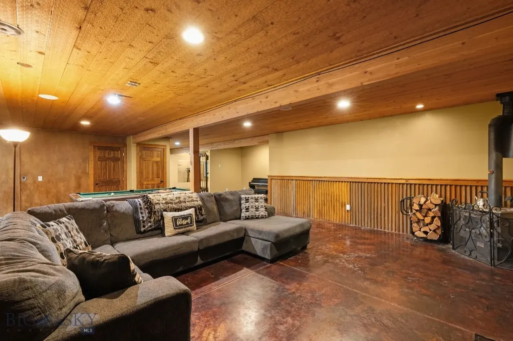 1113 E Gallatin Avenue Belgrade MT 59714