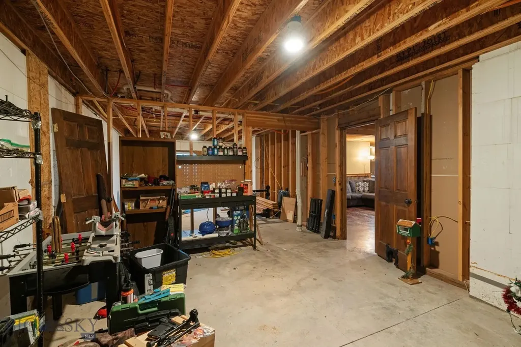 1113 E Gallatin Avenue Belgrade MT 59714