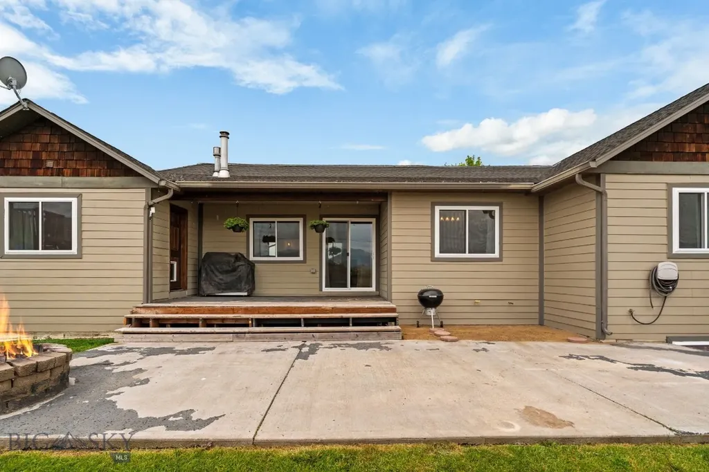 1113 E Gallatin Avenue Belgrade MT 59714