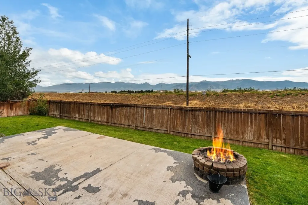 1113 E Gallatin Avenue Belgrade MT 59714
