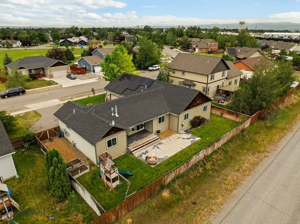 1113 E Gallatin Avenue Belgrade MT 59714