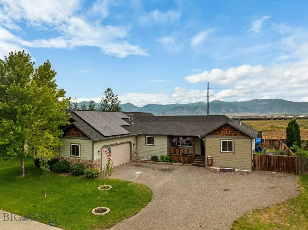 1113 E Gallatin Avenue Belgrade MT 59714