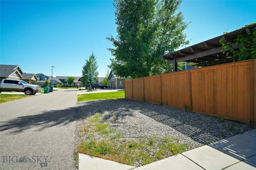 144 Valleyfire Lane Bozeman MT 59718