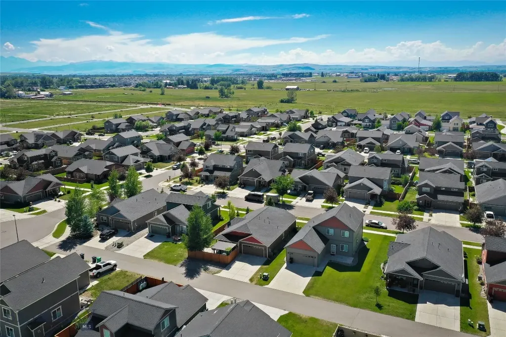 144 Valleyfire Lane Bozeman MT 59718