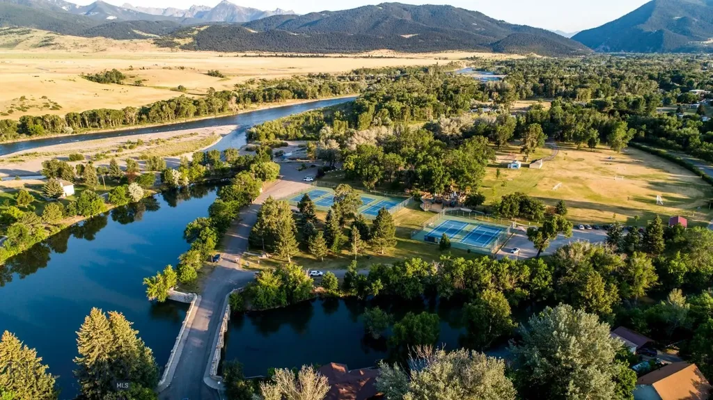 417 S Yellowstone Street Livingston MT 59047