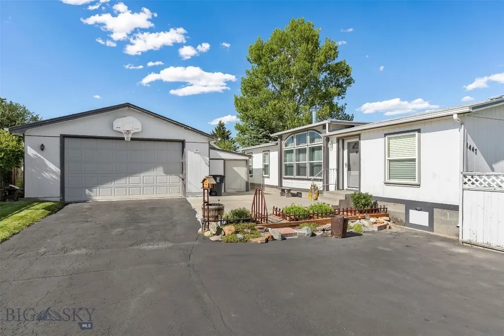 1447 Sunrise Lane Butte MT 59701