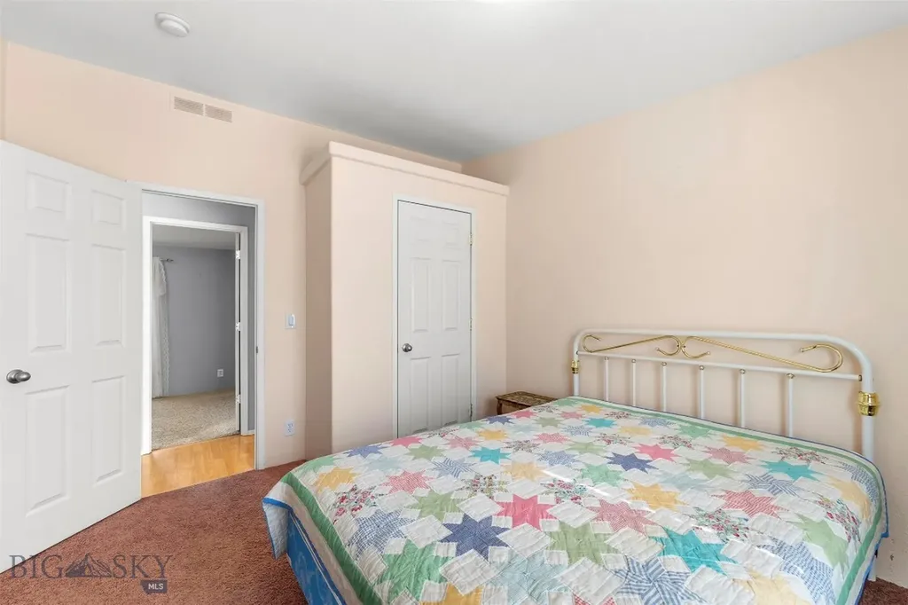 1447 Sunrise Lane Butte MT 59701