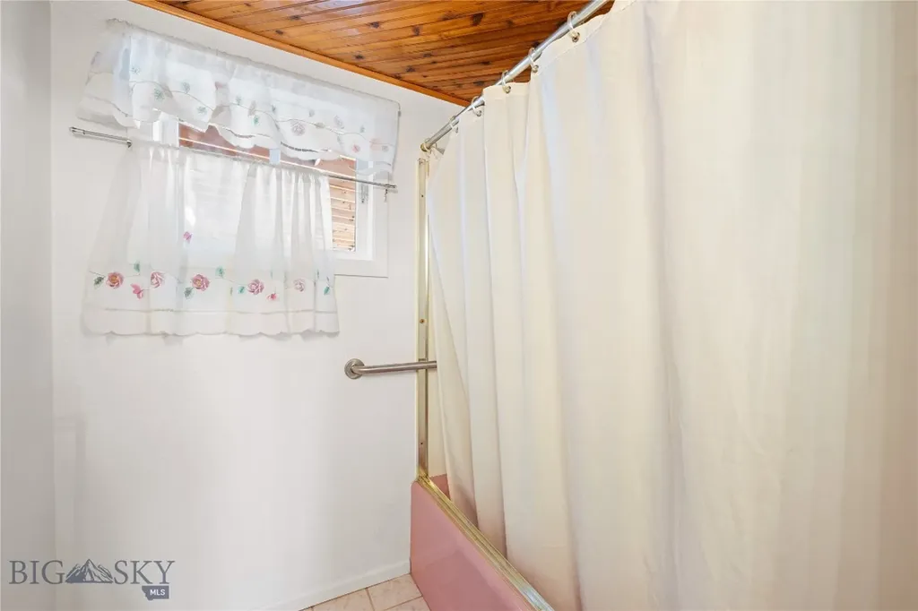 205 Toboggan Street Walkerville MT 59701