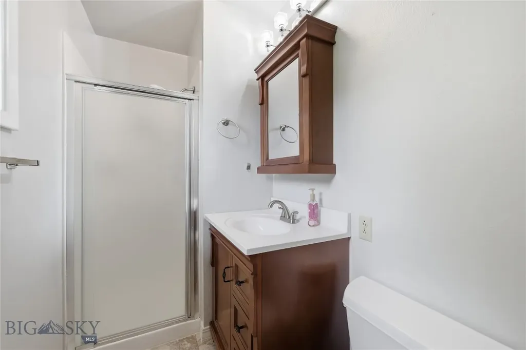 17 N Walnut Street Dillon MT 59725