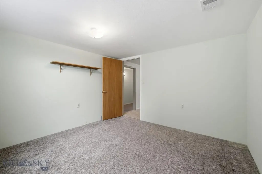 17 N Walnut Street Dillon MT 59725