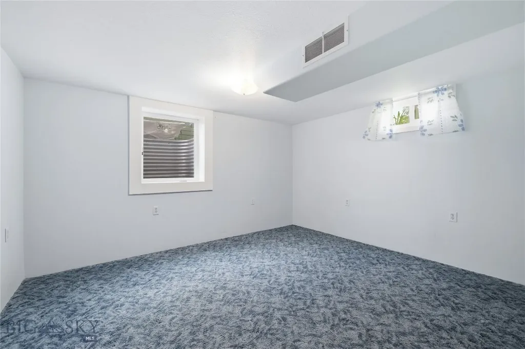 17 N Walnut Street Dillon MT 59725