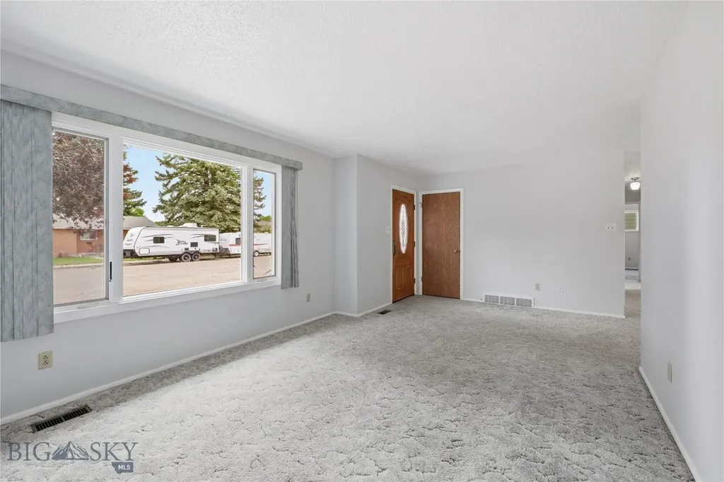 17 N Walnut Street Dillon MT 59725