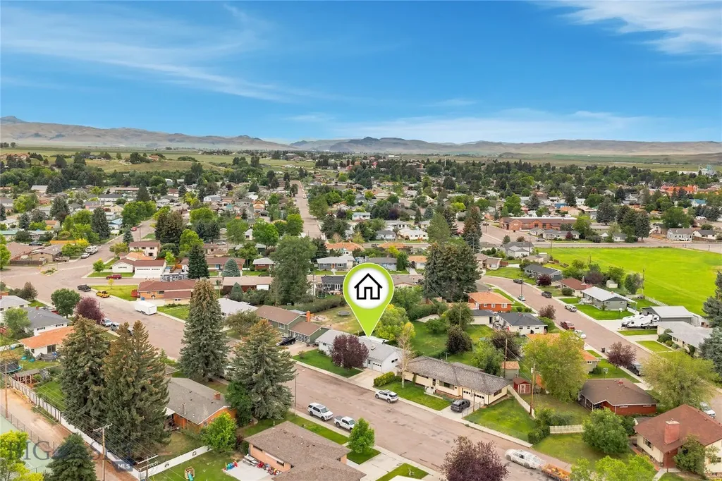 17 N Walnut Street Dillon MT 59725