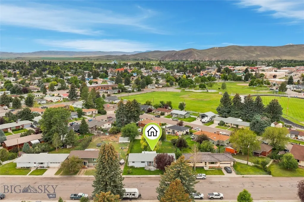 17 N Walnut Street Dillon MT 59725