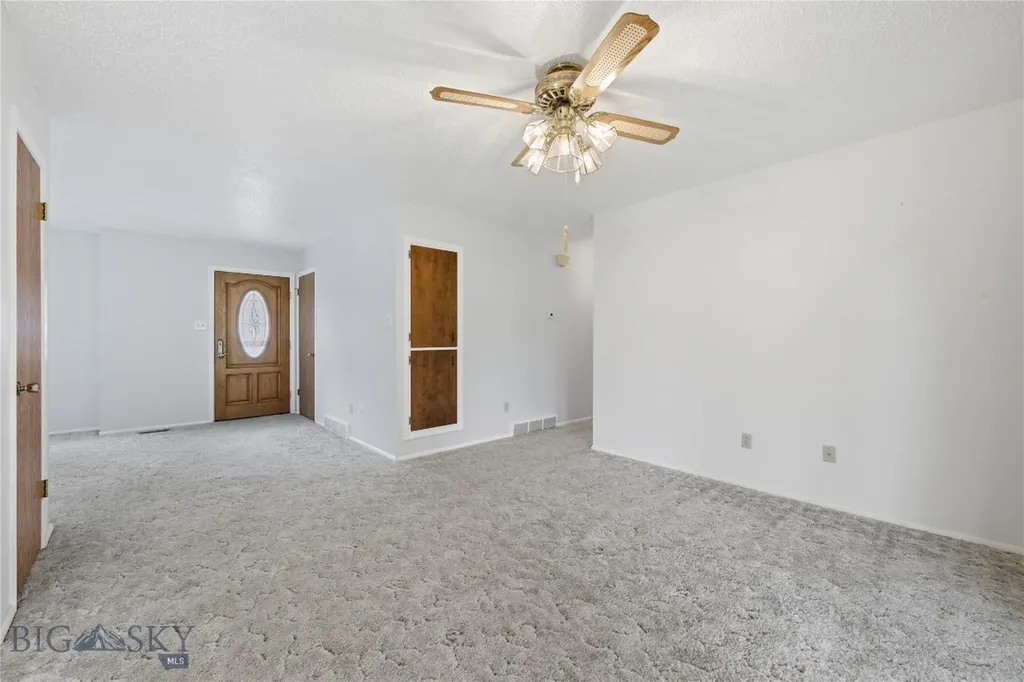 17 N Walnut Street Dillon MT 59725