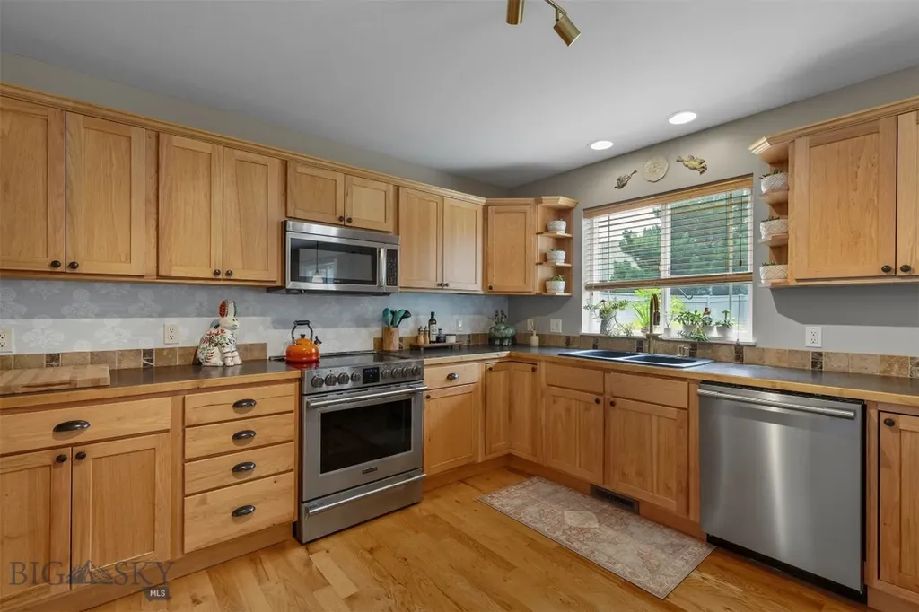 3164 Annie Bozeman MT 59718