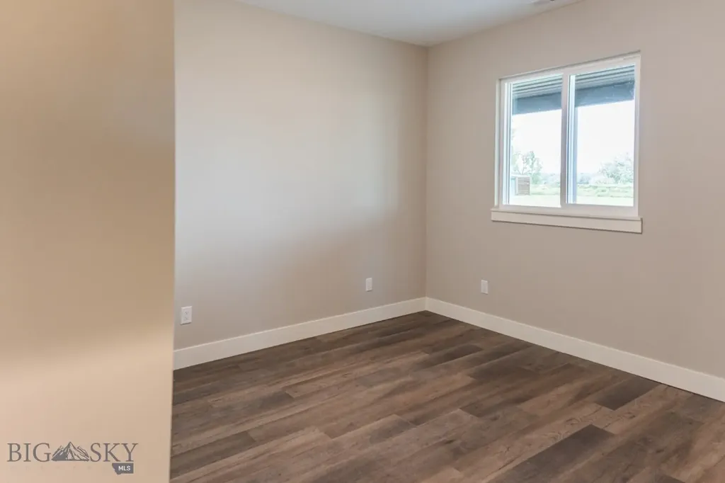 762 Carl Lind Road Fort Smith MT 59035