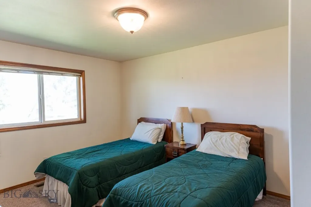 762 Carl Lind Road Fort Smith MT 59035