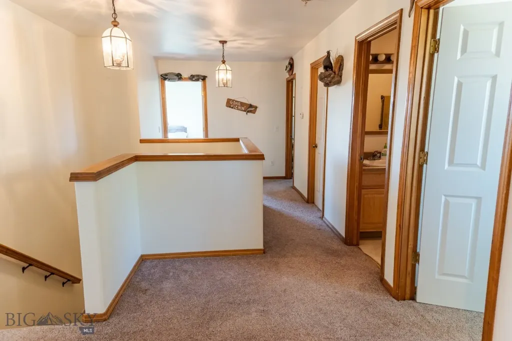 762 Carl Lind Road Fort Smith MT 59035
