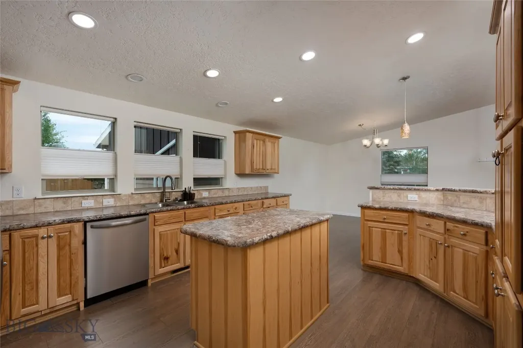 607 Meadow Circle Belgrade MT 59714