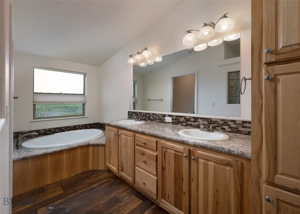 607 Meadow Circle Belgrade MT 59714