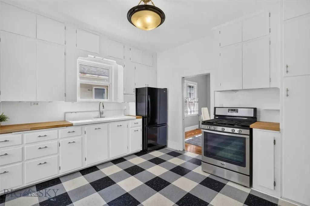 205 Fourth Street Deer Lodge MT 59722