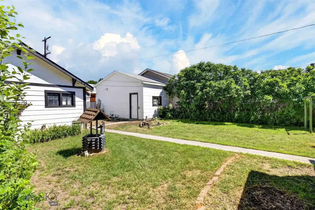205 Fourth Street Deer Lodge MT 59722