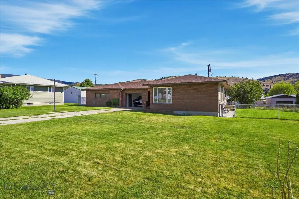 1908 Hamburg Street Anaconda MT 59711