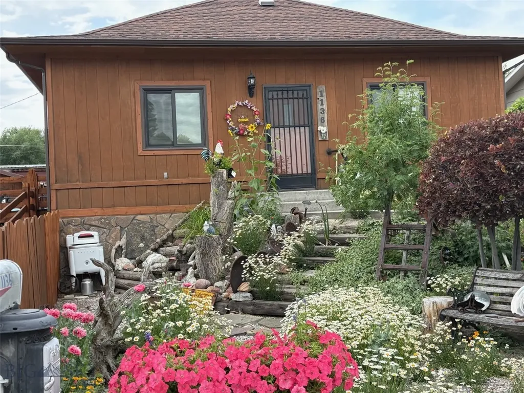 1136 E Glendale Street Dillon MT 59725