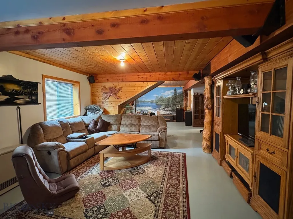 1136 E Glendale Street Dillon MT 59725