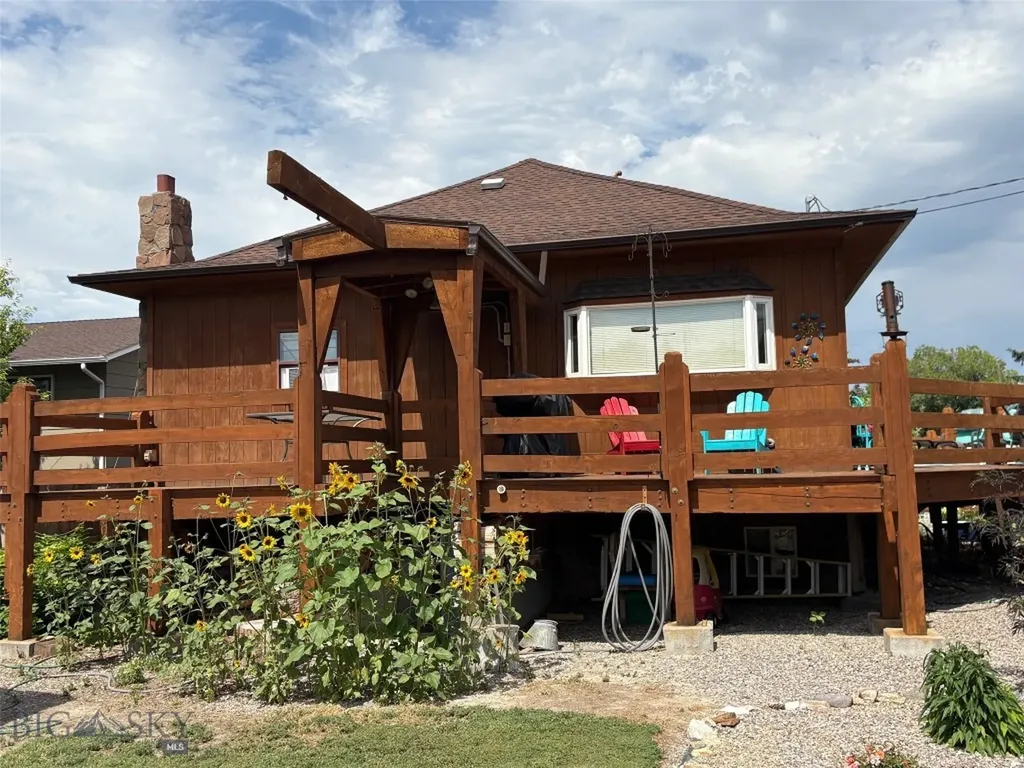 1136 E Glendale Street Dillon MT 59725