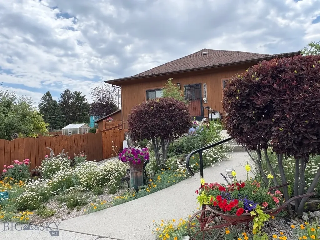 1136 E Glendale Street Dillon MT 59725