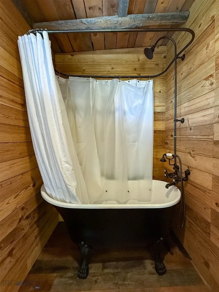 40 Shadow Lane Cascade MT 59421