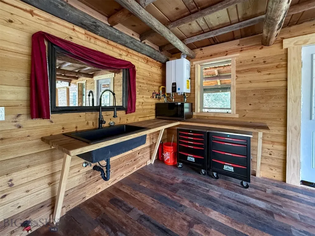 40 Shadow Lane Cascade MT 59421