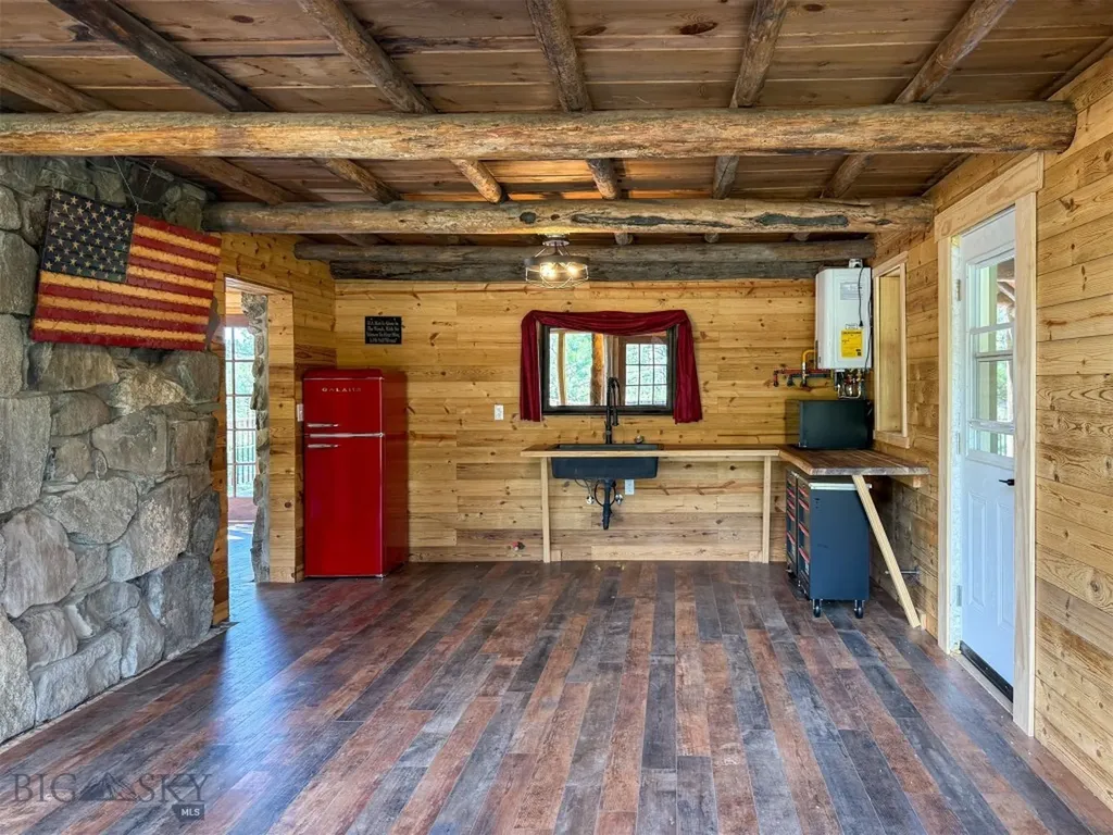 40 Shadow Lane Cascade MT 59421