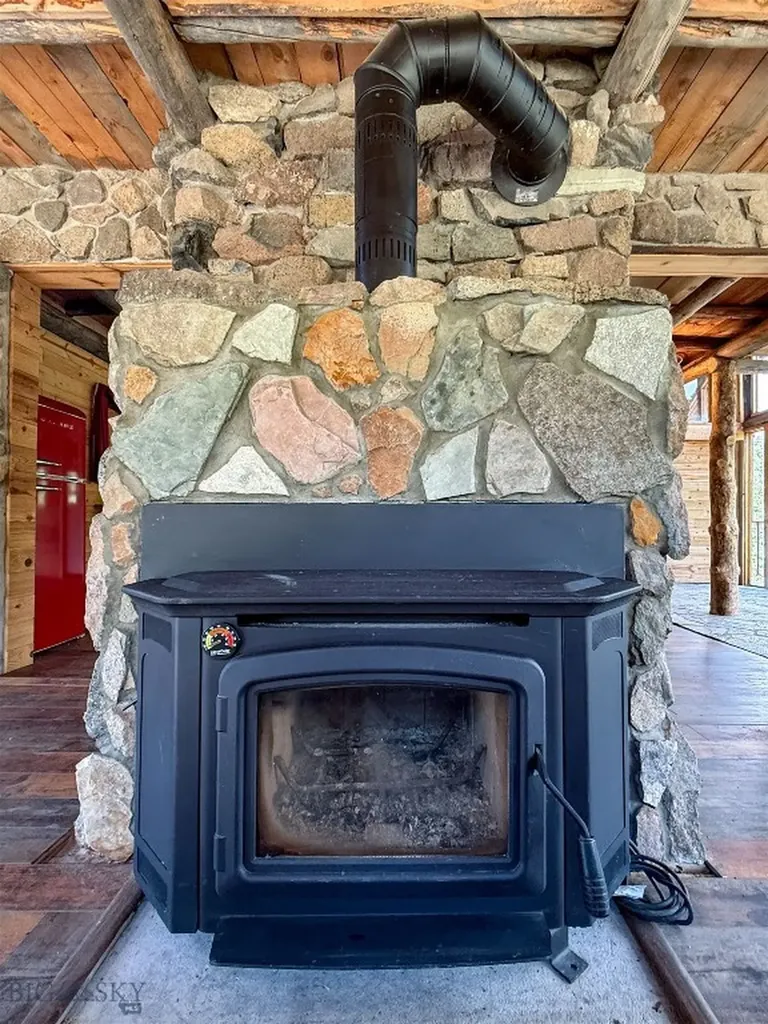 40 Shadow Lane Cascade MT 59421
