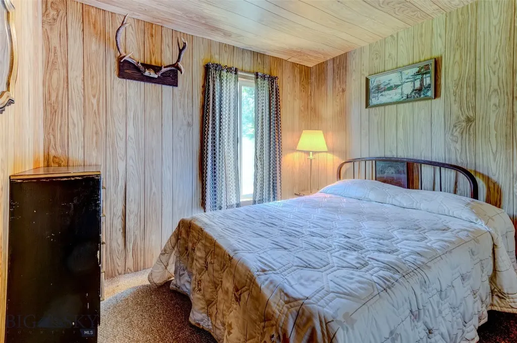 593 Upper Cottonwood Wilsall MT 59086
