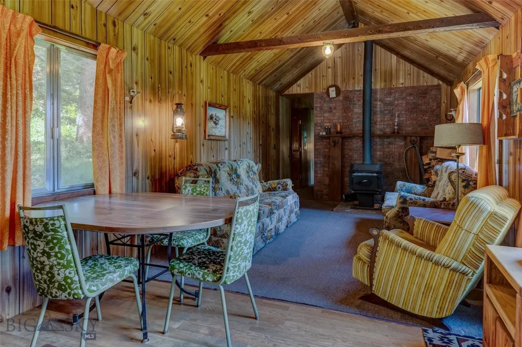 593 Upper Cottonwood Wilsall MT 59086