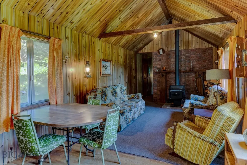 593 Upper Cottonwood Wilsall MT 59086
