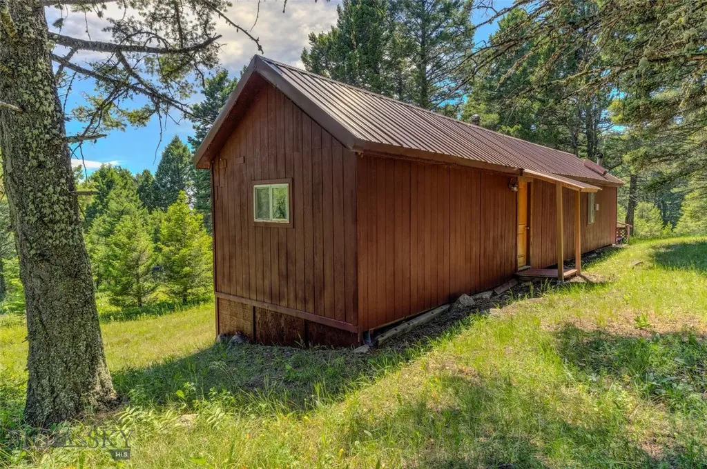 593 Upper Cottonwood Wilsall MT 59086