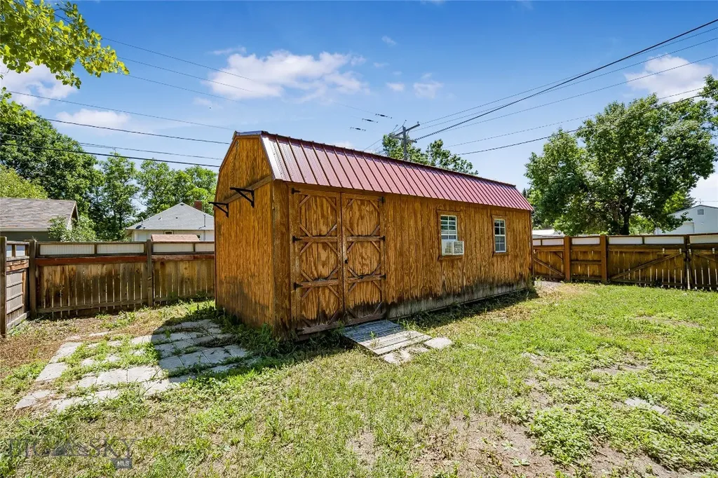 423 S Main Street Three Forks MT 59752