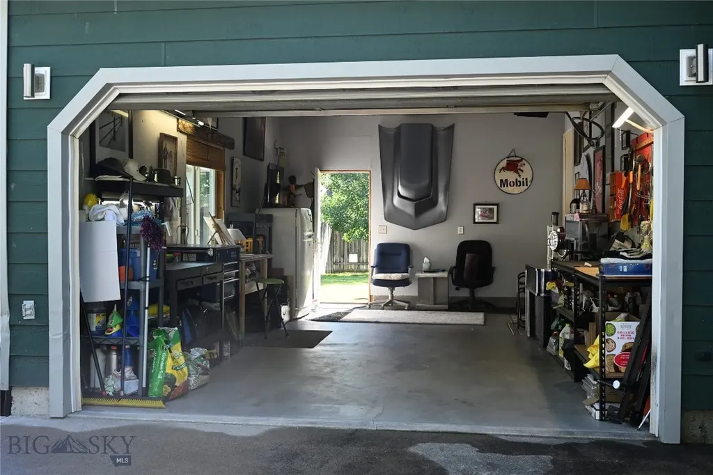 48 Meadow Brook Lane Belgrade MT 59714