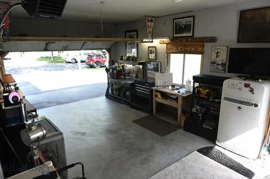 48 Meadow Brook Lane Belgrade MT 59714