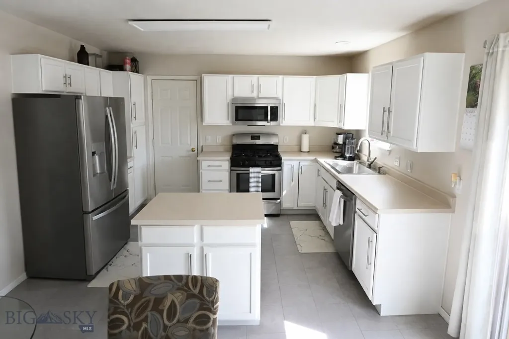 48 Meadow Brook Lane Belgrade MT 59714